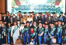 Photo of وزيرة البيئة تشارك فى حفل تخريج الدفعة الأولى والثانية من البرنامج التدريبى إعداد سفراء المناخ