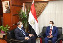 Photo of “سعفان” و”الشيخ”: الانتهاء من تدريب العاملين علي برامج متخصصة تناسب منظومة العمل الجديدة