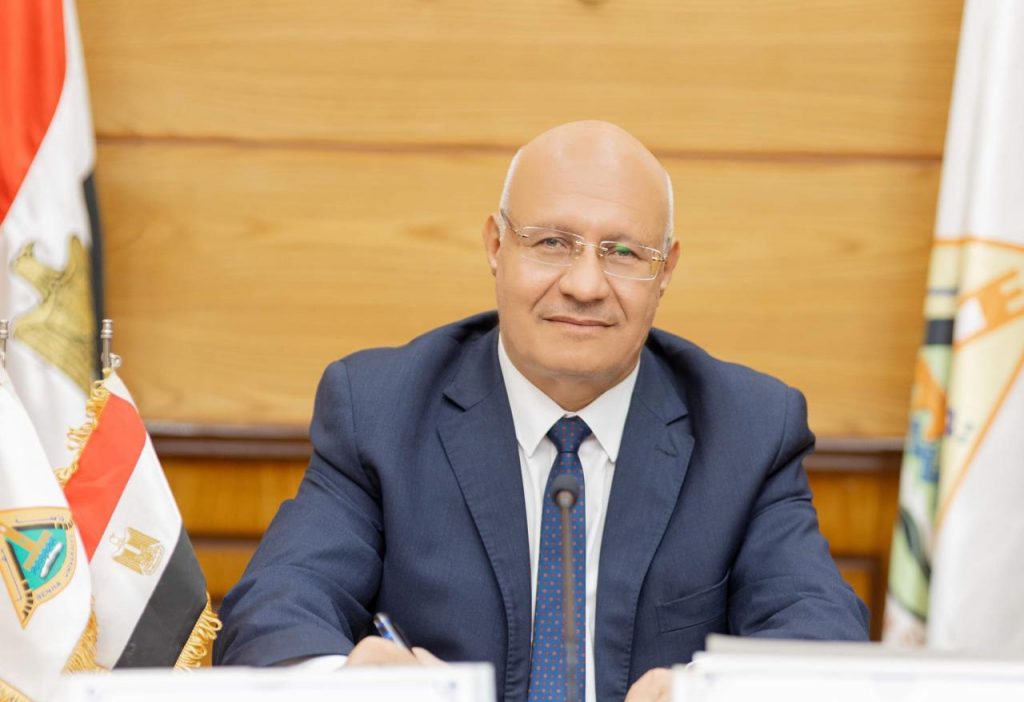 قرارات وزارية بتجديد تعيين مديرين عموم بجامعة بنها