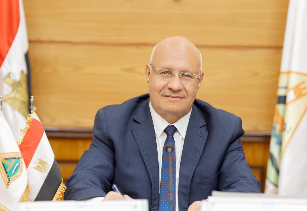 قرارات وزارية بتجديد تعيين مديرين عموم بجامعة بنها