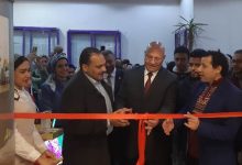 Photo of رئيس جامعة بنها يفتتح معرض تصميم الأثاث لطلاب الفنون التطبيقية