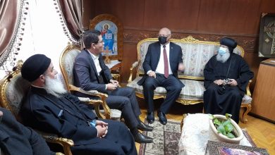 Photo of رئيس جامعة بنها يهنىء قيادات الكنيسة بعيد الميلاد المجيد