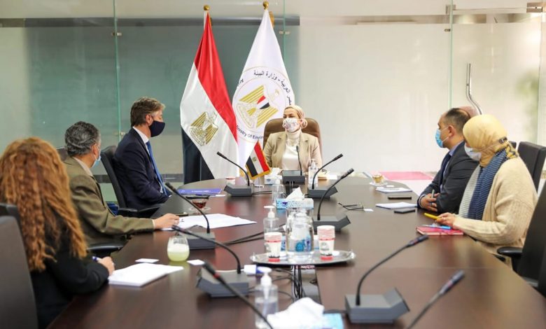 Photo of “مؤتمر المناخ cop27”..إطلاق حوار وطني لرفع الوعى بقضية تغير المناخ وخلق مشاركة مجتمعية فعالة