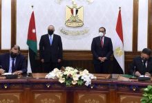Photo of رئيس الأعلى لتنظيم الإعلام ووزير الدولة لشئون مجلس الوزراء الأردني يوقعان بروتوكول تعاون