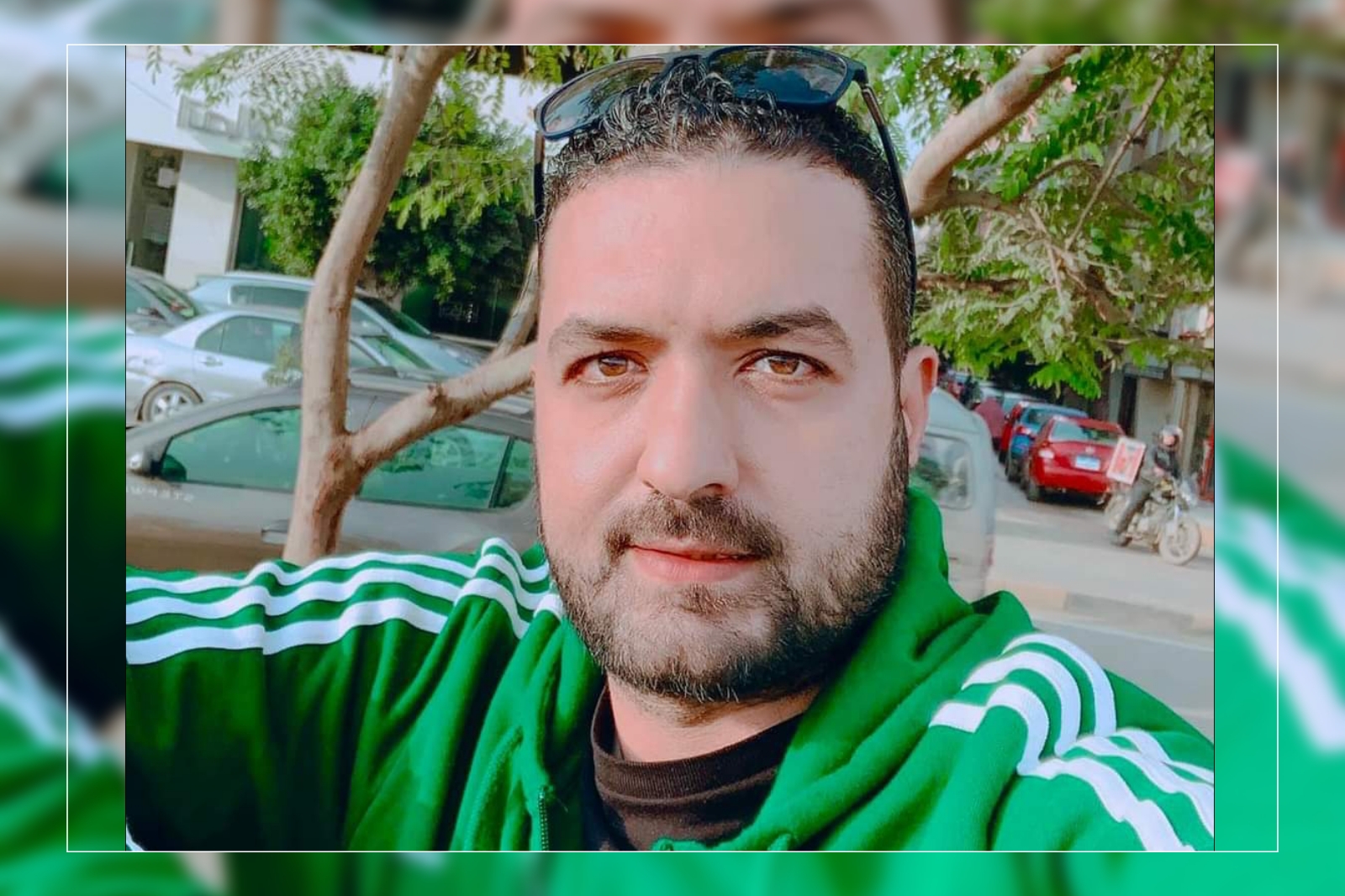 أعلن المهندس حمادة ضوة، استقالته من مجلس إدارة نادي بنها الرياضي منذ قليل، عبر صفحته الشخصية، مؤكداً عدم التراجع عن استقالته. نشر المهندس حمادة الضوة علي صفحته الشخصية بموقع التواصل الاجتماعي فيسبوك منشور معلنا فيه استقالته حيث كتب: «الحمد لله على الفترة اللي قضيتها في عضوية مجلس اداره نادي بنها والحمد لله علي قرار استقالتي بكامل ارادتي ولن اتراجع عن قراري مهما حدث ويعلم الله ان ضميري مرتاح جداً الحمد لله ع نعمة الاصل والعين المليانه والشبع، مختتماً الحمد لله على نعمه العلم والعقل.. نجيب فشار ونقعد نتفرج ع التلفيزيون». والجدير بالذكر أن المهندس حمادة ضوة عضو مجلس إدارة النادي قد قام بتقديم استقالته بعد إنتخابات مجلس إدارة نادي بنها الرياضي بفترة قصيرة، حيث قرر المجلس حينها إرجاء البت فى استقالته لحين اشعار اخر.