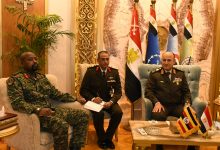 Photo of رئيس أركان حرب القوات المسلحة يلتقي قائد القوات البرية الأوغندي