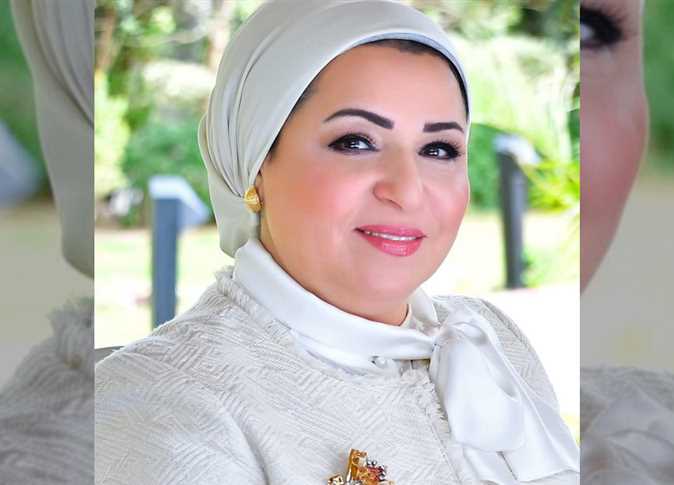 تقدمت منظمة "اليونيسف"، بالشكر إلى انتصار السيسي، قرينة رئيس الجمهورية، وذلك لرعايتها للمبادرة الوطنية لتمكين الفتيات "دوّي"، التي تدعمها اليونيسف. وقالت المنظمة عبر حسابها الرسمي بموقع "انستجرام، اليوم الأربعاء "تتقدم يونيسف بوافر الشكر والتقدير للسيدة الأولى انتصار السيسي لرعايتها للمبادرة الوطنية لتمكين الفتيات "دوّي" التي تدعمها يونيسف وهو ما يعكس مساندة سيادتها لحقوق الفتيات وإيمانها بقدراتهن".