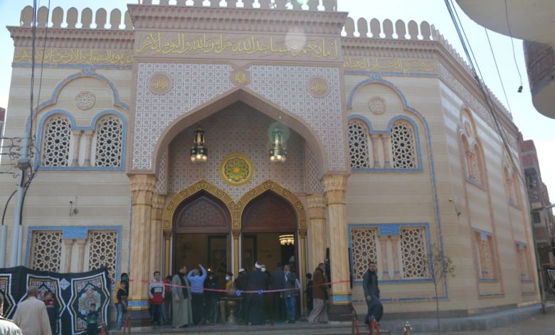 Photo of محافظ القليوبية يفتتح مسجد منسي بقرية طحانوب بمدينة شبين القناطر بعد احلاله وتجديده