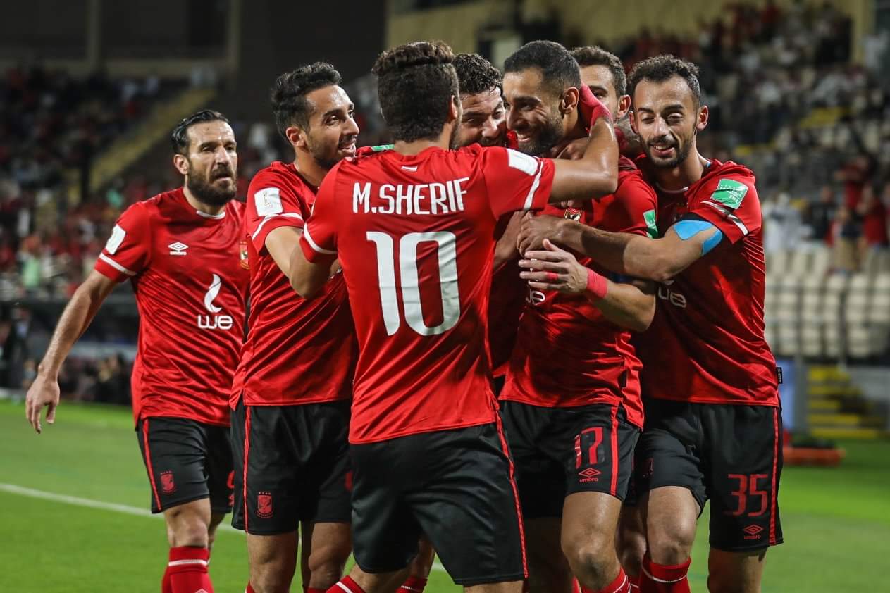 ت لجنة الحكام بالاتحاد المصري لكرة القدم، مساء اليوم الاثنين عن تعيين محمد معروف حكما لمواجهة الأهلي وفاركو وضمن منافسات الجوله ال 11 للدوري الممتاز  ويقود محمد معروف المباراة تحكيميا ويعاونه كل من محمود ابو الرجال وهشام الدسوقي والحكم الرابع محمود ناجي وتقنية الفيديو كل من احمد الغندور وهاني عبدالفتاح. ويستعد الأهلي لخوض مباراة فاركو التي تقام في تمام الساعة الثامنة مساء يوم الثلاثاء، ضمن منافسات الجولة الحادية عشر لبطولة الدوري المصري الممتاز. ويحتل الأهلي المركز الثاني بجدول ترتيب الدوري برصيد 22 نقطه بينما يتواجد فاركو في المركز السابع برصيد 15 نقطة. وفي المباراة الثانية بين المقاصة والاسماعيلي قررت لجنة الحكام اسنادها للحكم محمد الصباحي ويعاونه خالد سليم واسلام ابو العطا والحكم الرابع محمود منصور وتقنية الفيديو ابراهيم نور الدين واسامه السيد مساعد. ويحتل المقاصة المركز السادس عشر في جدول الترتيب للدرري الممتاز برصيد 8 نقاط بينما يتواجد الإسماعيلي في المركز الاخير برصيد 3 نقاط. والجونة ف مواجهة البنك الاهلي ويحتل الجونة المرمز الثامن في جدول الترتيب برصيد 14 نقطة والبنك الاهلي في المركز ال 13 برصيد 11 نقطه.