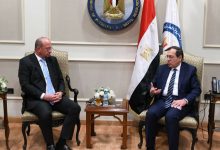 Photo of وزير البترول يجري مباحثات مع سيمنس للطاقة في مجالات الغاز الطبيعى والطاقة الخضراء