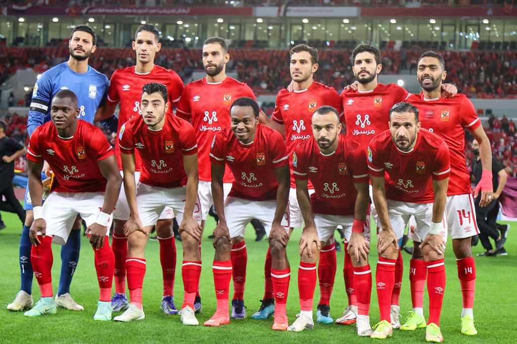 يواجة النادي الأهلي ، المريخ السوداني ضمن منافسات الجولة الخامسة من بطولة كأس الأمم الإفريقية . تقام المباراة غدا الجمعة في تمام الساعة السادسة مساءاً بتوقيت القاهرة، علي أرض ملعب الأهلي بالسلام. يحتل النادي الأهلي المرتبة الثاية في محموعة، بينما يحتل صن داونز المرتبة الأولي برصيد 10 نقط. التشكيل المتوقع للأهلي حراسة المرمى: محمد الشناوي. الدفاع: أيمن أشرف- على معلول- محمد عبدالمنعم- حسين الشحات. خط الوسط : أليو ديانج- حمدي فتحي-محمد مجدي أفشة. الهجوم: أحمد عبدالقادر- طاهر محمد طاهر- محمد شريف