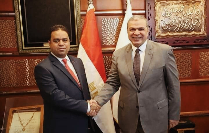 وزيرا العمل المصري والليبي يبحثان الحد الأدني للأجور والتأمين الصحي وكافة التسهيلات لإستقدام العمالة المصرية لإعادة الإعمار