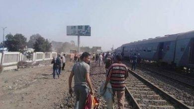 Photo of مصرع شخص أسفل عجلات القطار أثناء عبوره السكه الحديد بالفيوم