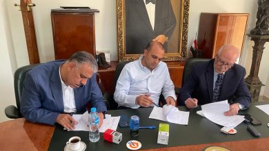 Photo of توقيع إتفاقية لتقديم خدمات ونقل ١٣٣٠ حاج من المحافظات الجنوبية بفلسطين خلال موسم الحج