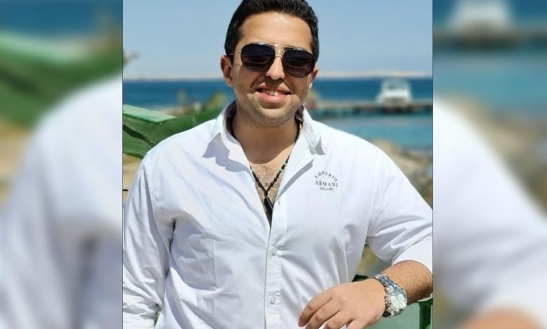 Photo of طبيب بجامعة بنها يحصل على زمالة جامعة بادبيركا بألمانيا في الجراحات الميكرسكوبية والجراحات محدودة التدخل