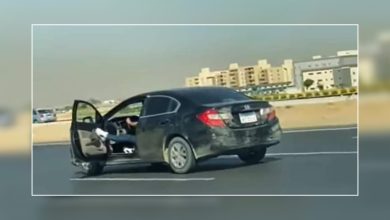 Photo of ضبط أحد الأشخاص لقيادة سيارة برعونة بأحد المحاور المرورية بالقاهرة