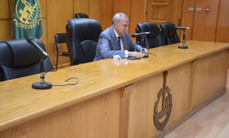 Photo of محافظ القليوبية يترأس لجنة دعم وإصلاح التدريب الفني للتشغيل ومناقشة تطوير المنظومة للنهوض بالتعليم الفني