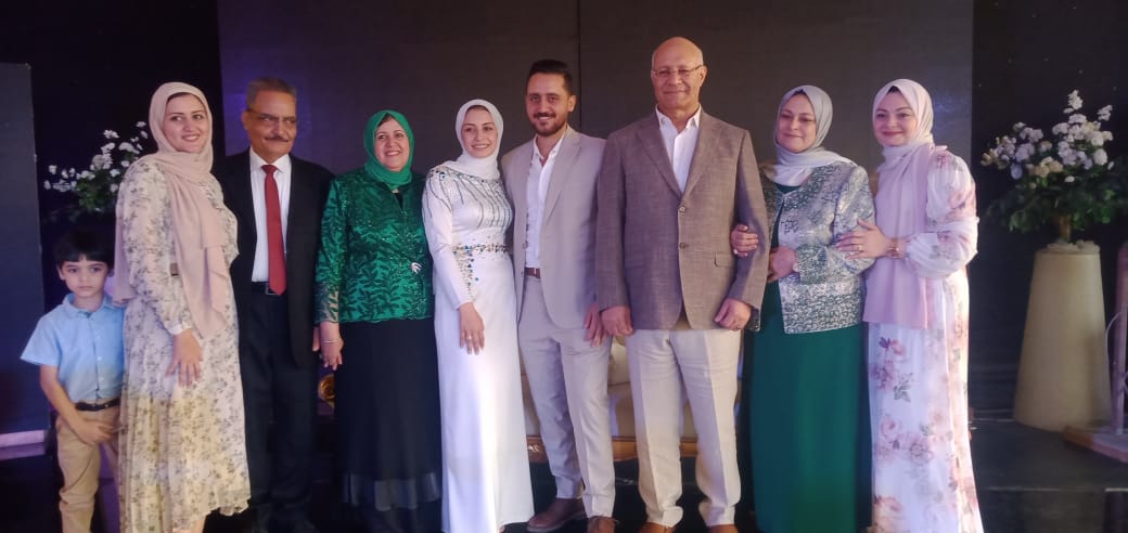 تتقدم الهام السيد رئيس مجلس إدارة جريدة نبض العالم، والزميل محمد عبد الحميد مدير التحرير، وأسرة تحرير الموقع، بأخلص وارق التهانى؛ للأستاذ الدكتور/ جمال سوسه رئيس جامعة بنها بمناسبة عقد قران كريمته على نجل اللواء/ حسن الطحلاوى مساعد وزير الداخلية الأسبق..الف مليون مبروك