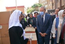 Photo of وسط أجواء من الفرحة والزغاريد.. محافظ القليوبية يسلم جهاز عرائس لـ 17 فتاة من المقبلات على الزواج