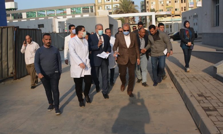 Photo of محافظ القليوبية يتفقد مستشفى القناطر المركزي وأعمال رصف طريق نوى شبين
