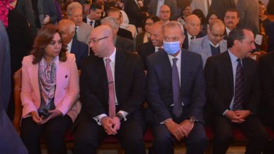 Photo of محافظ القليوبية يحضر قداس الكنيسة الانجيلية بقصر الدوبارة بالقاهرة لمشاركة الاخوة المسيحين أعياد الميلاد المجيدة
