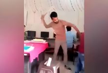 Photo of ضربه حتى الموت.. حقيقة مقطع فيديو متداول لمعلم يضرب تلميذه بلا رحمة في مصر