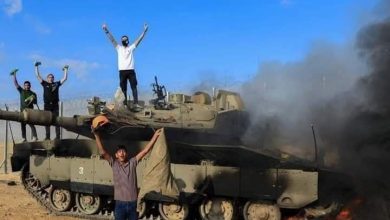 Photo of طوفان الأقصى والسيوف الحديدية.. ماذا يحدث في فلسطين 
