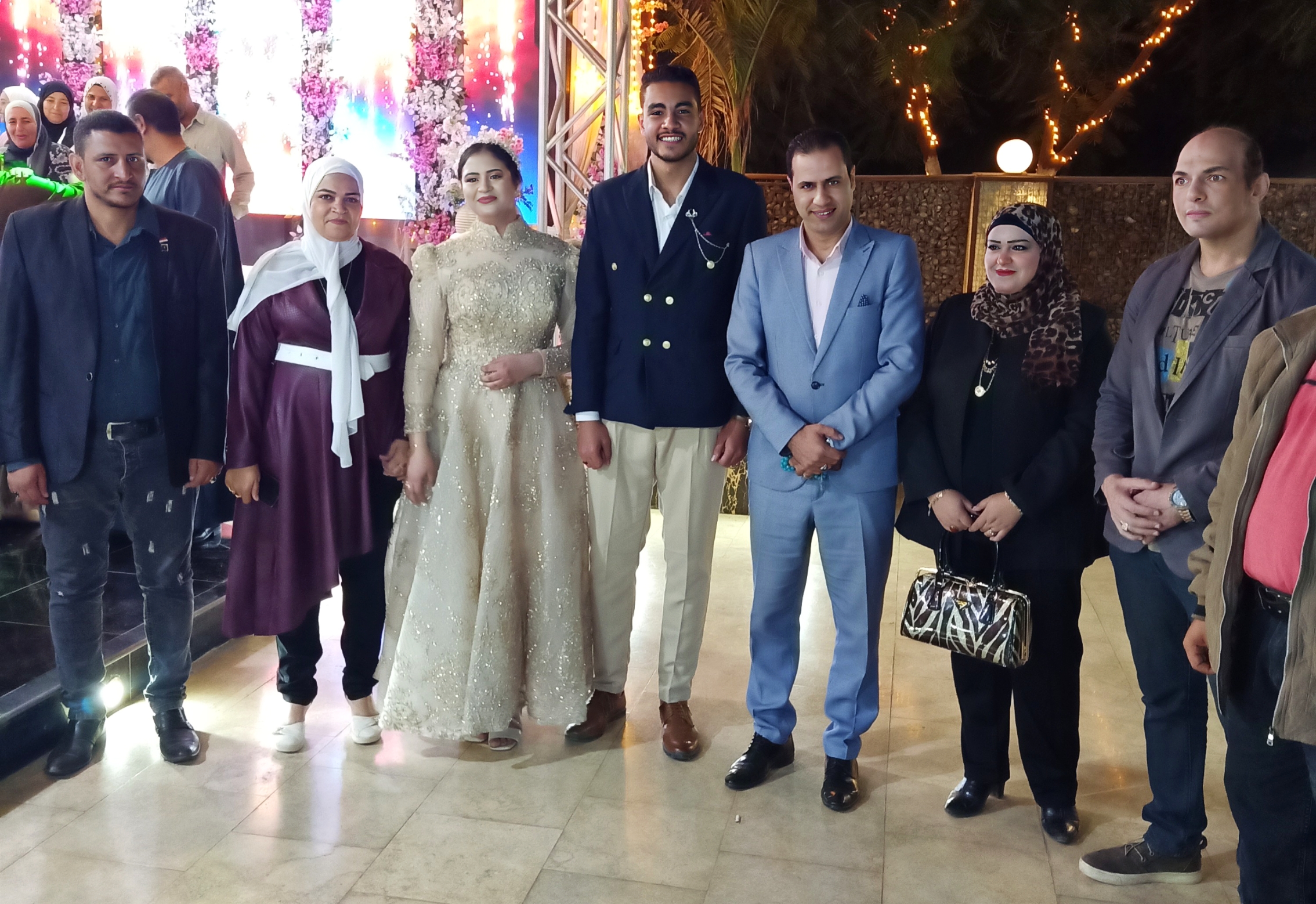 فى حفل عائلى بهيج وجو يغمره الفرح والسعادة، احتفلت الاستاذة غالية السيد رئيس الوحدة المحلية لقرية ببطا مركز بنها، بخطوبة نجلها أ. على حسني على الآنسة سماح عبد الراضي، وذلك فى حضور الأهل والأصدقاء. وبهذه المناسبة السعيدة يتقدم العقيد محمد عبدالله، وإلهام السيد رئيس مجلس إدارة جريدة وموقع «نبض العالم»، والإعلامي أحمد شفيق، والمراسل وائل جمال وأسرة التحرير بأرق التهانى للعروسين، متمنيا لهم حياة سعيدة وان يجمع بينهما في خير. 