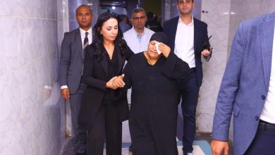 Photo of وزيرة التضامن تعزي والدة ضحايا قطار الزقازيق وترافقها لإنهاء إجراءات تصاريح دفن الضحايا