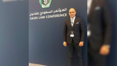 Photo of الدكتور أحمد عزت القاضى المصرى بالمحكمة الدولية يشارك في مؤتمر القانون السعودي