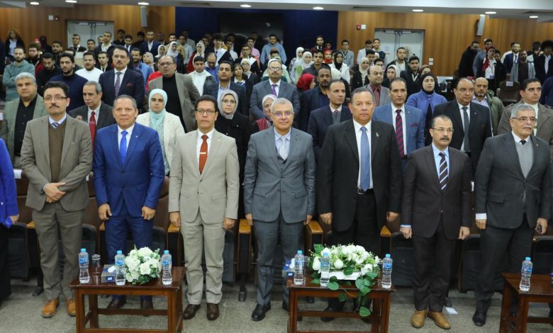 Photo of رئيس جامعة الزقازيق يشهد ختام فعاليات هاكاثون التعليم الذكي بجامعة بنها