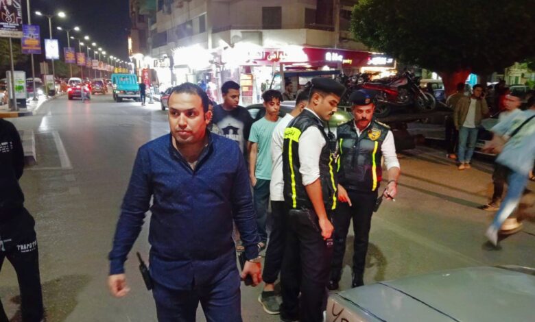 Photo of مرور بنها يشن حملة مرورية مكبرة لضبط المخالفات بالمدينة