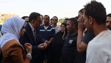 Photo of محافظ القليوبية يتفقد موقع انهيار منزل بقرية كفر الحمام بمركز ومدينة بنها ويوجه بتشكيل لجنة هندسية لفحص المباني المجاورة ويوجه بتوفير سكن مؤقت للمتضررين