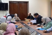 Photo of اجتماع موسع لمناقشة تقارير المرور على المدارس ورفع كفاءة خدمات الصحة المدرسية