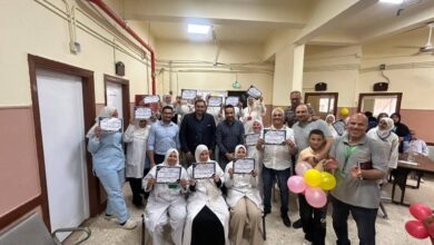 Photo of فرع التأمين الصحي بالقليوبية يحتفي بأبطال التمريض في عيادة حسن عوض ببنها