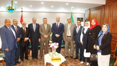Photo of  محافظ القليوبية يستقبل وفد حزب الحرية المصري لتبادل التهنئة بعيد الأضحى المبارك