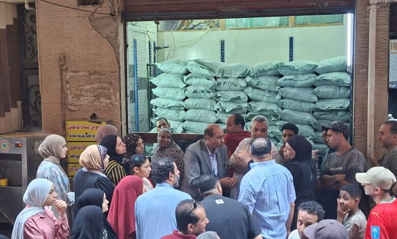 Photo of  تموين القليوبية: ضبط 387 بطاقة تموينية وتحرير 140 مخالفة خلال حملات على 1900 مخبز بلدي